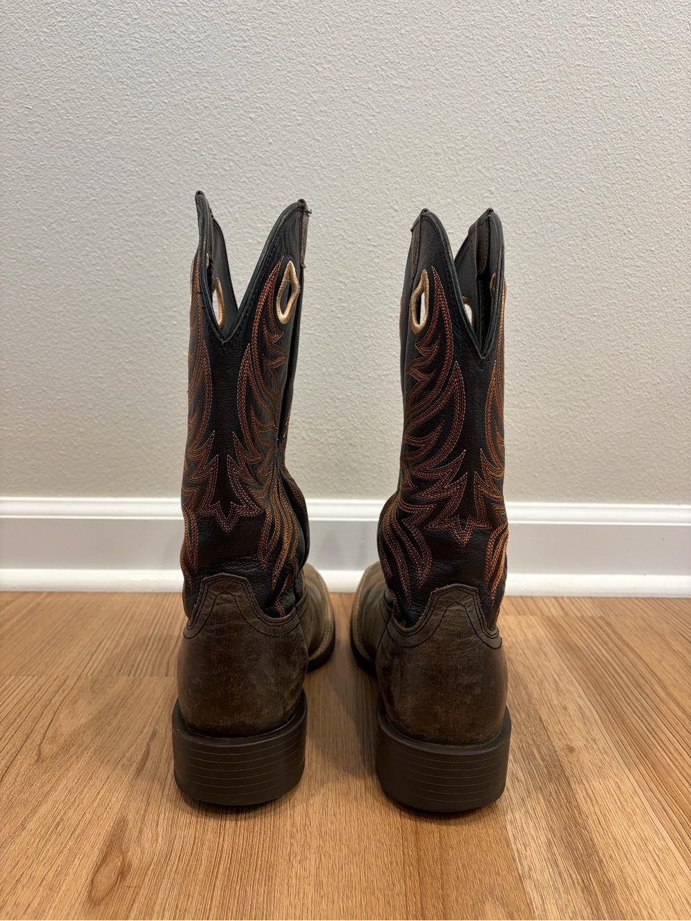 Ariat Brown Foot with Black Shaft Western Cowboy Boots - Picture 5 of 9
